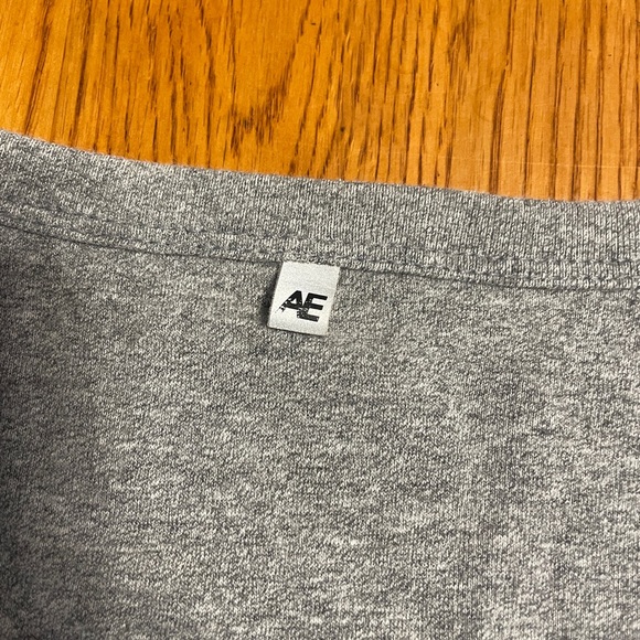 American Eagle long sleeve size L - Picture 6 of 7